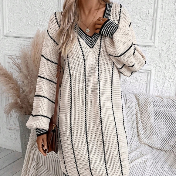 Striped Pattern Drop Shoulder Sweater Dress - Picture 2 of 4